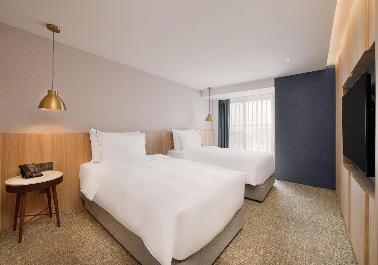 ชาโต ริช โฮเต็ล Hotel ไถหนาน ห้อง รูปภาพ