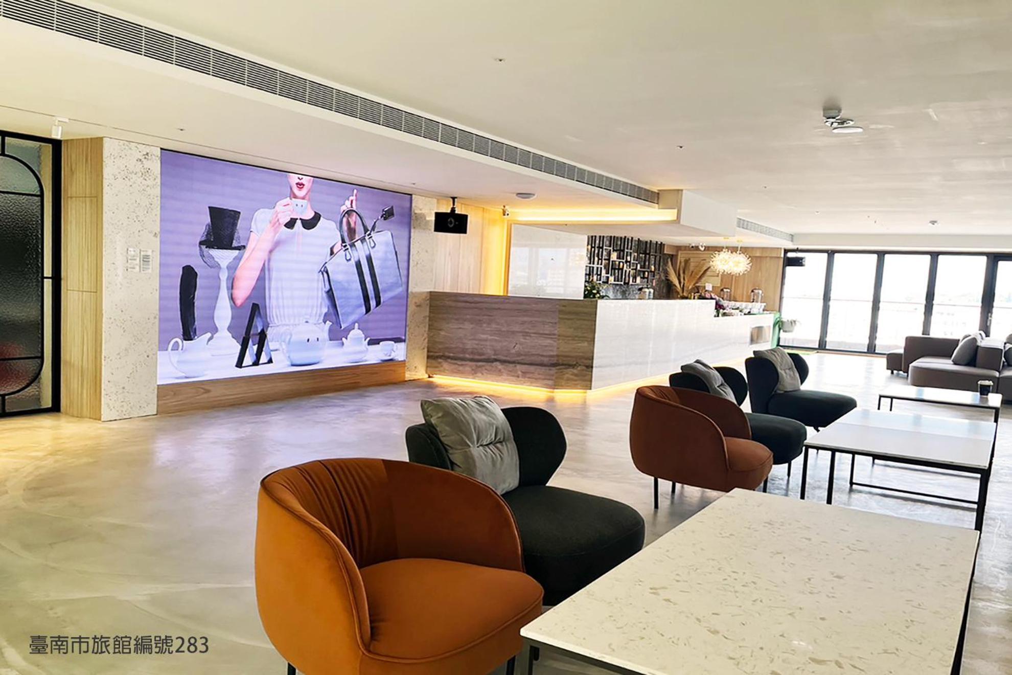 ชาโต ริช โฮเต็ล Hotel ไถหนาน ภายนอก รูปภาพ